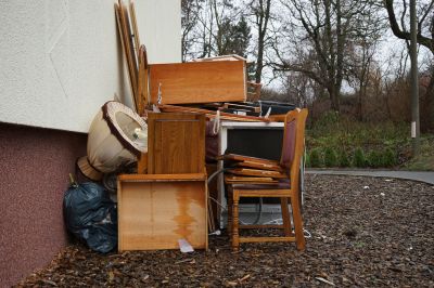 Dresser Removal in Sacramento, CA